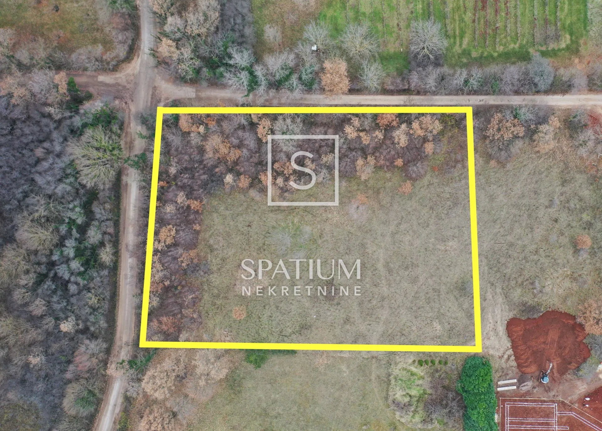 labin okolica, građevinsko zemljište 3800m2 za 5 kuća - slika 3