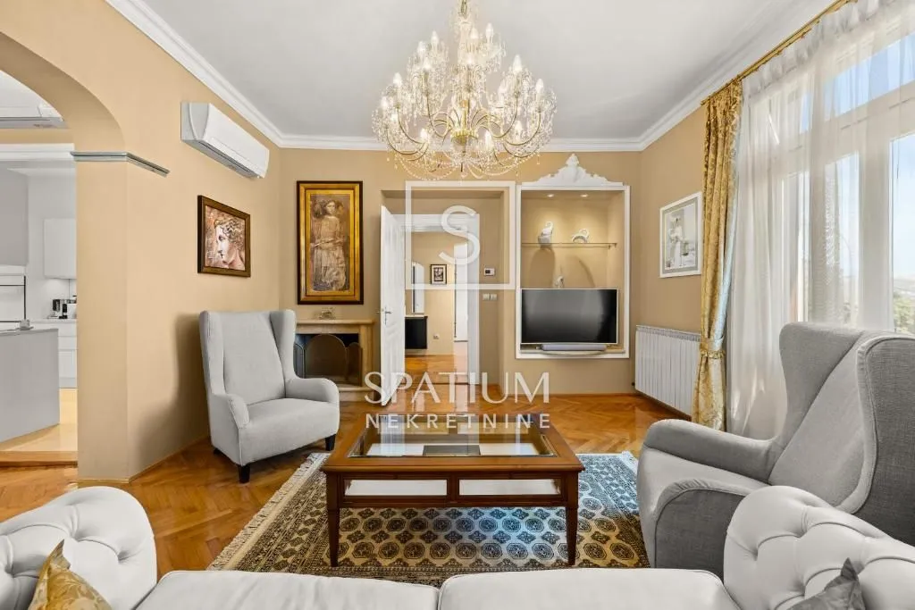 Opatija, Ekskluzivna Vila U Centru Za Dugoročni Najam