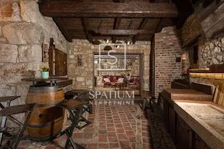 drivenik, vila s bazenom - slika 4