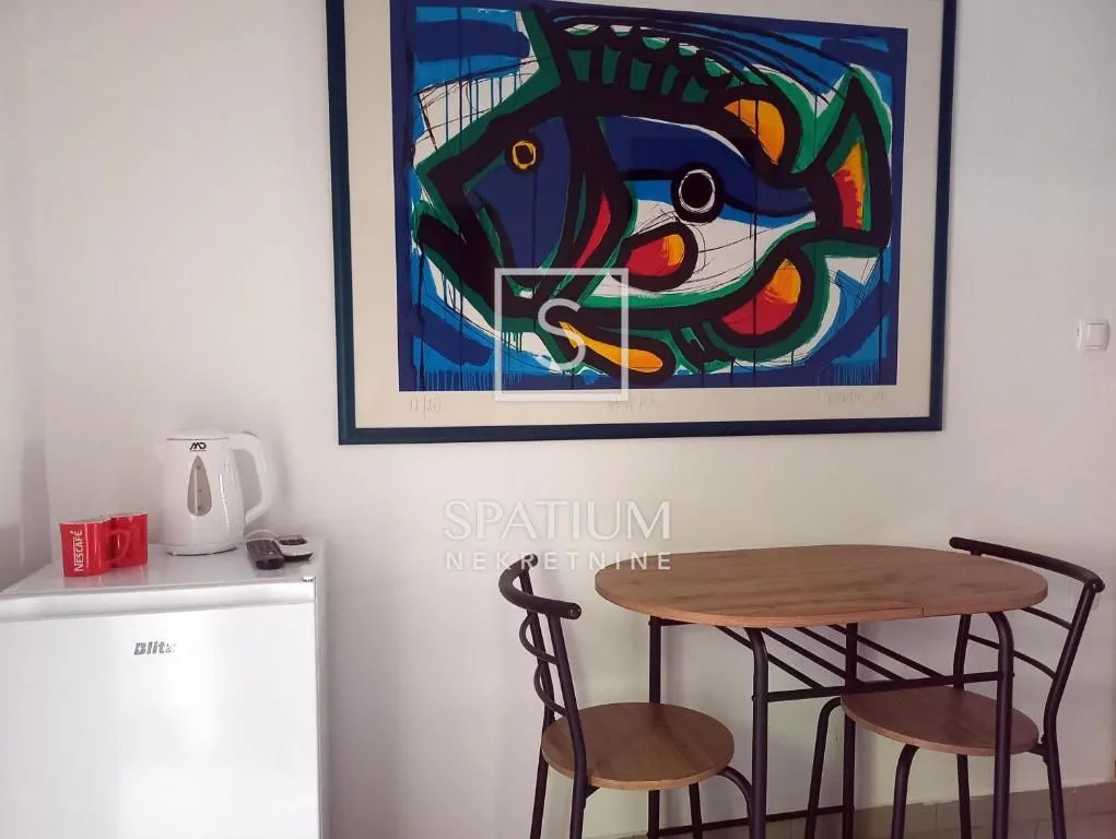 novi vinodolski, kuća s apartmanima u centru - slika 5