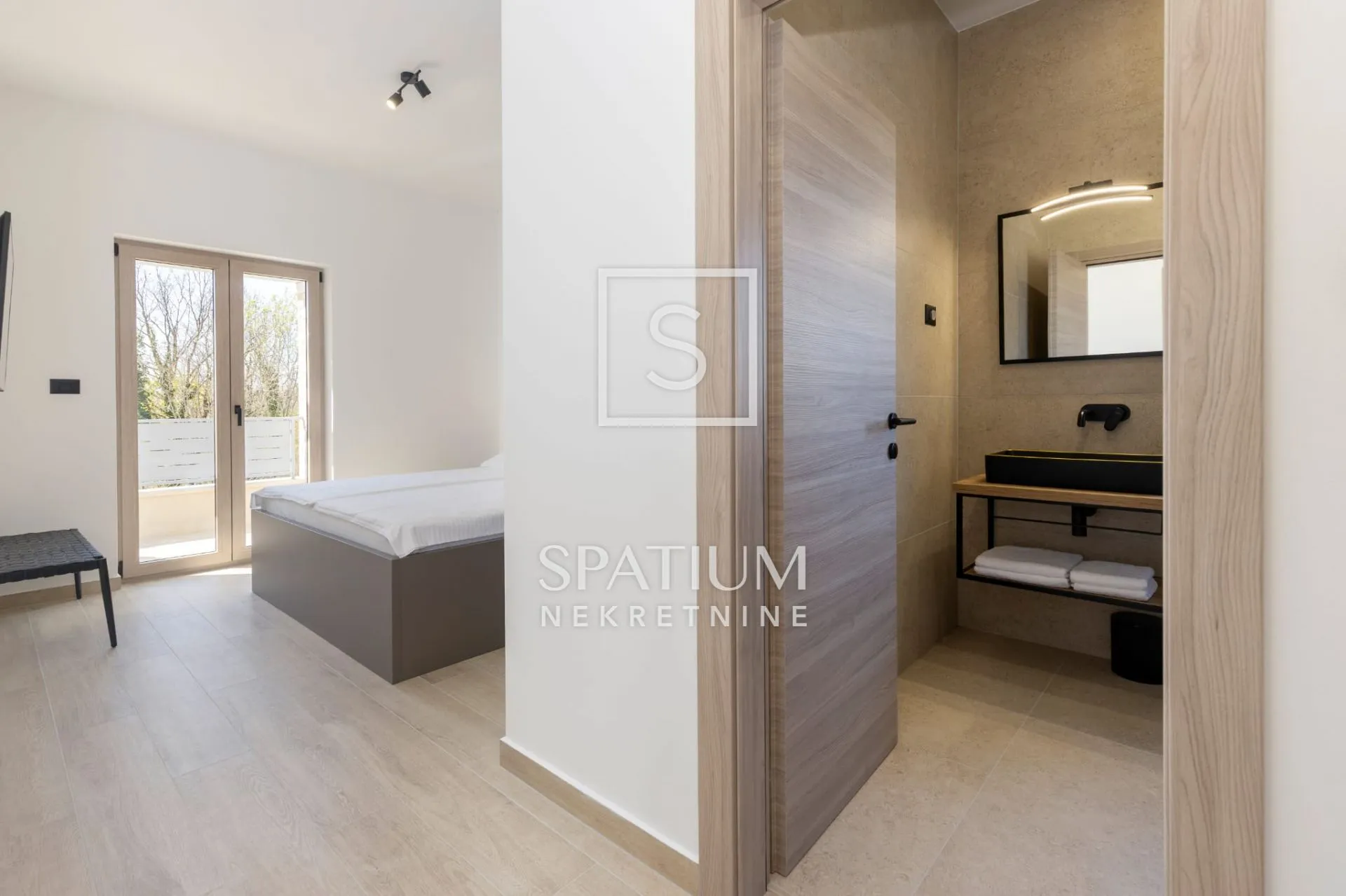 labin, vila s bazenom - slika 22