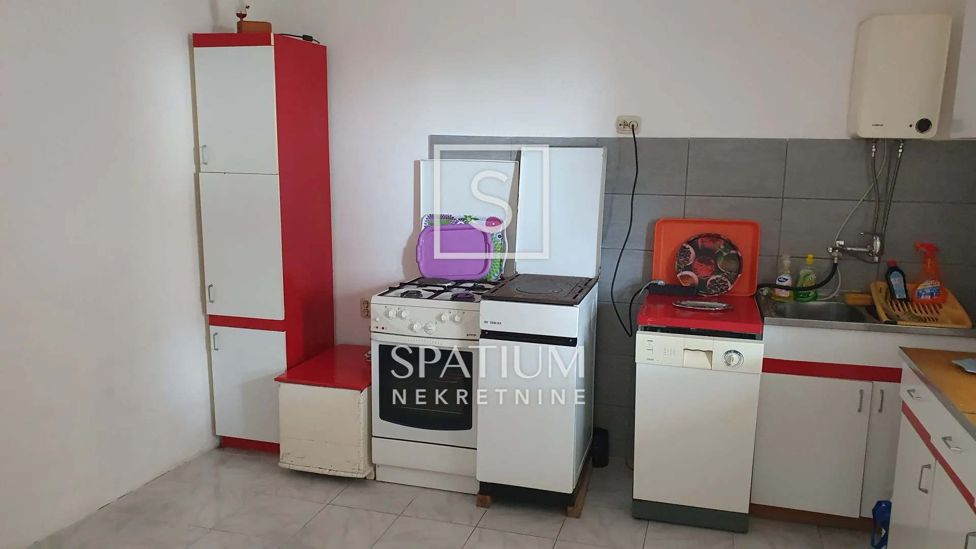 novi vinodolski, dvojna kuća sa četiri apartmana - slika 6