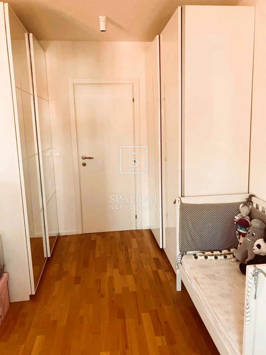 centar, 3s+db u pješačkoj zoni - slika 8