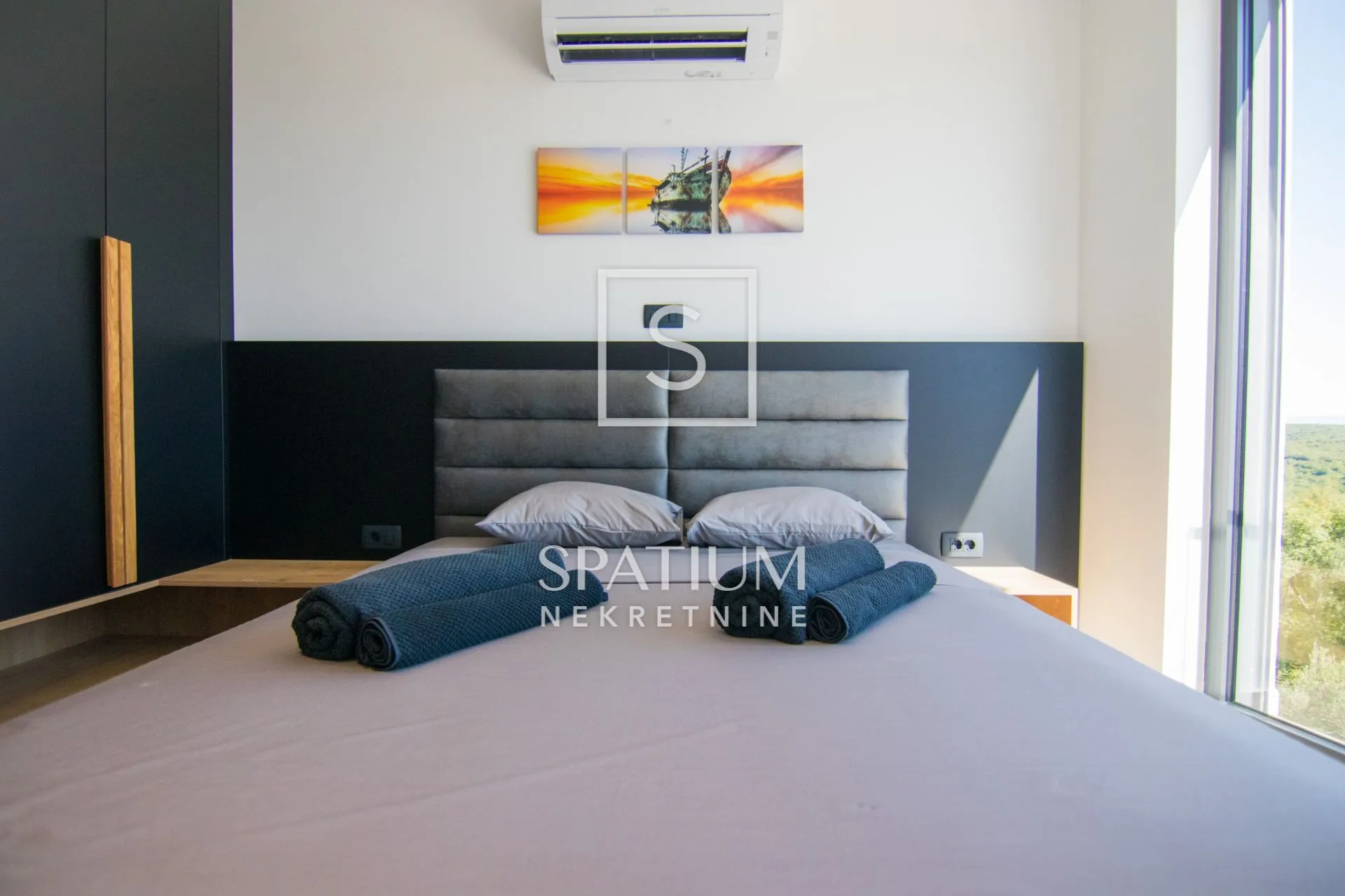 otok krk, vrh, kuća s bazenom - slika 17