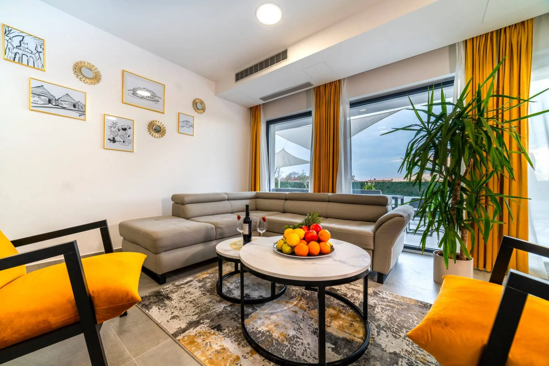 poreč, vila s bazenom sa uhodanim turističkim najmom - slika 4