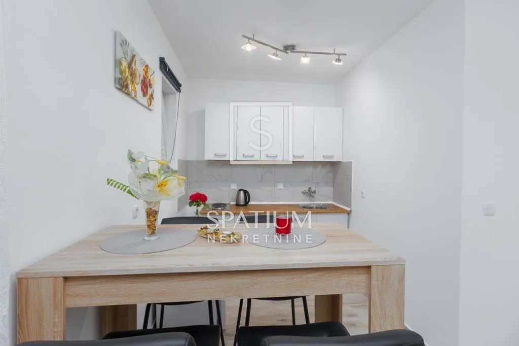 poreč, kuća s pet apartmana - slika 26