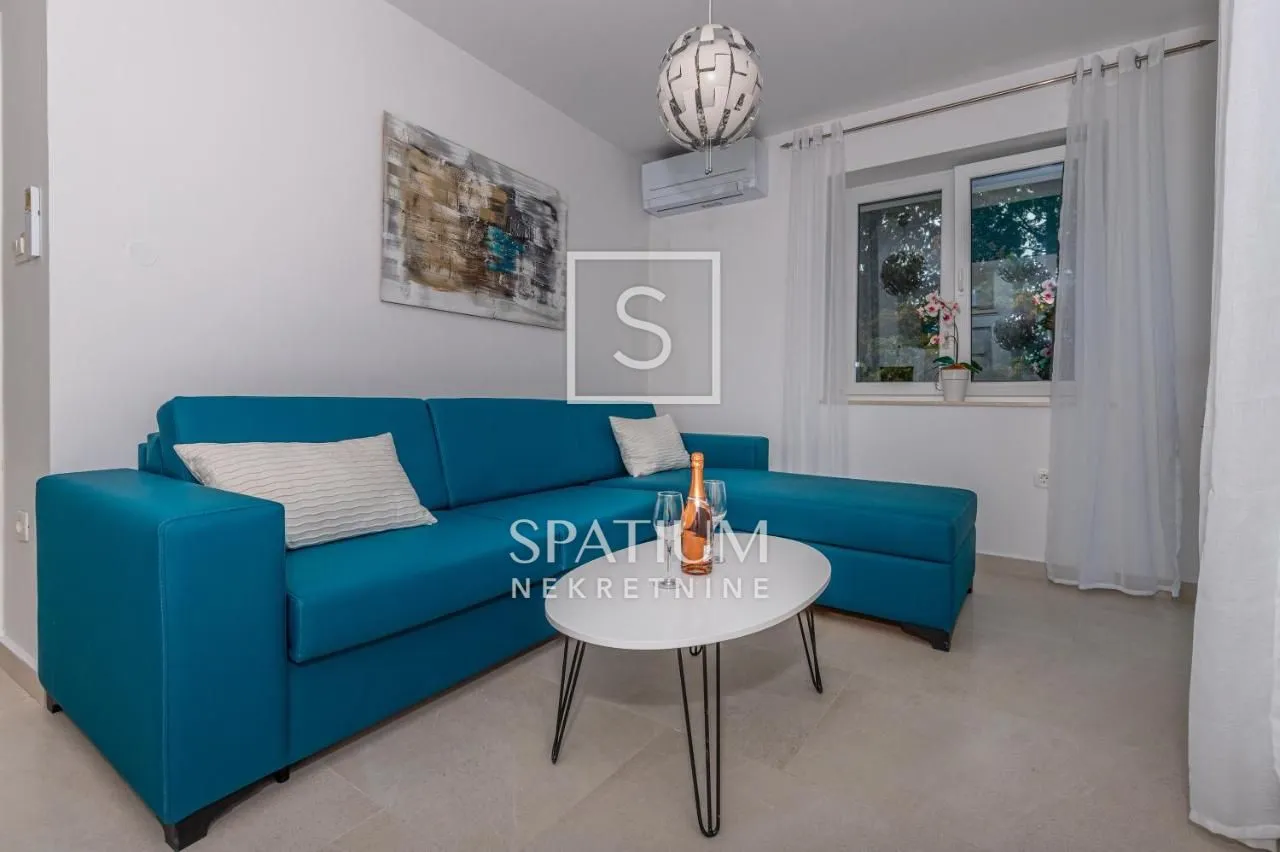 crikvenica, apartmanska kuća s bazenom na dobroj lokaciji - slika 2