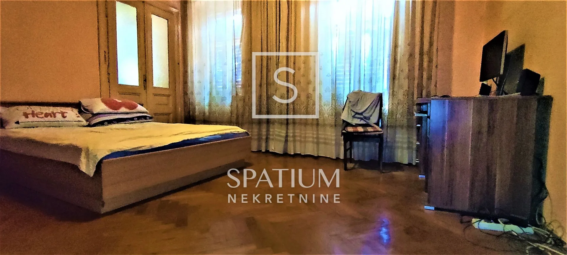 belveder, trosoban stan - slika 5