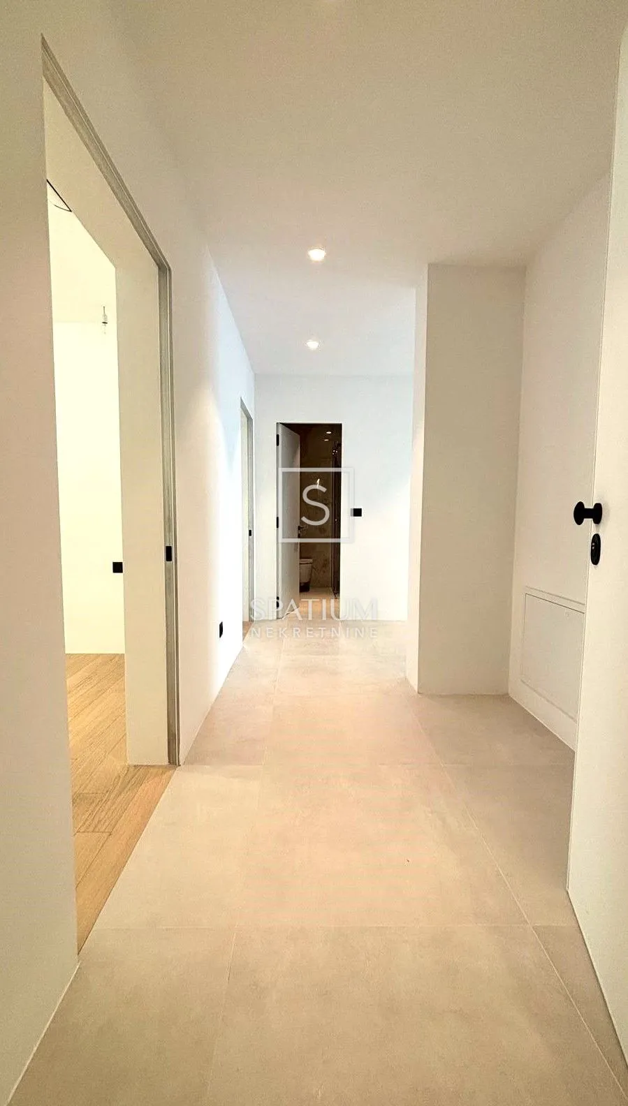 opatija, vrhunski 3s+db u novogradnji 250m od mora - slika 15