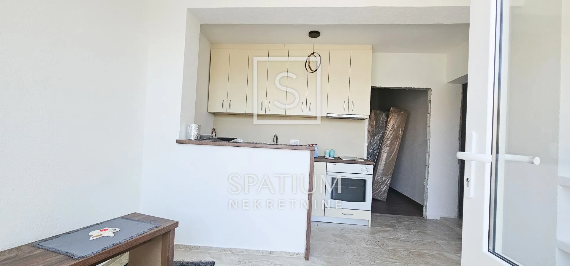 novi vinodolski, kuća s okućnicom u centru grada - slika 9
