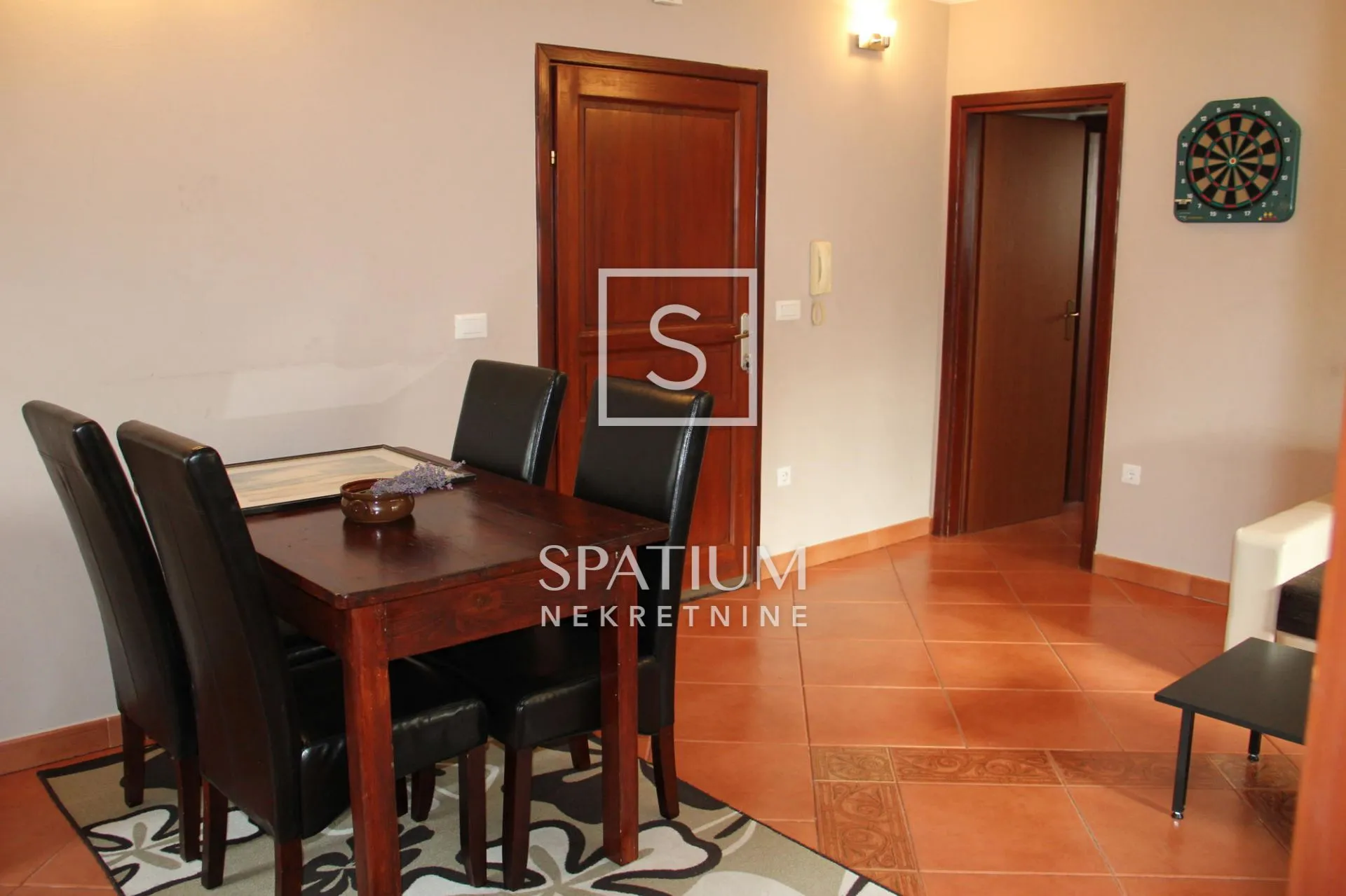rovinj, dvosoban stan s 60 m2 vrta - slika 5