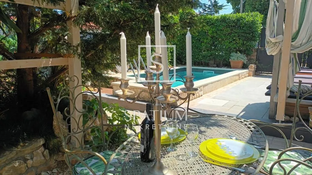 istra, krnica, kamena kuća sa bazenom - slika 2
