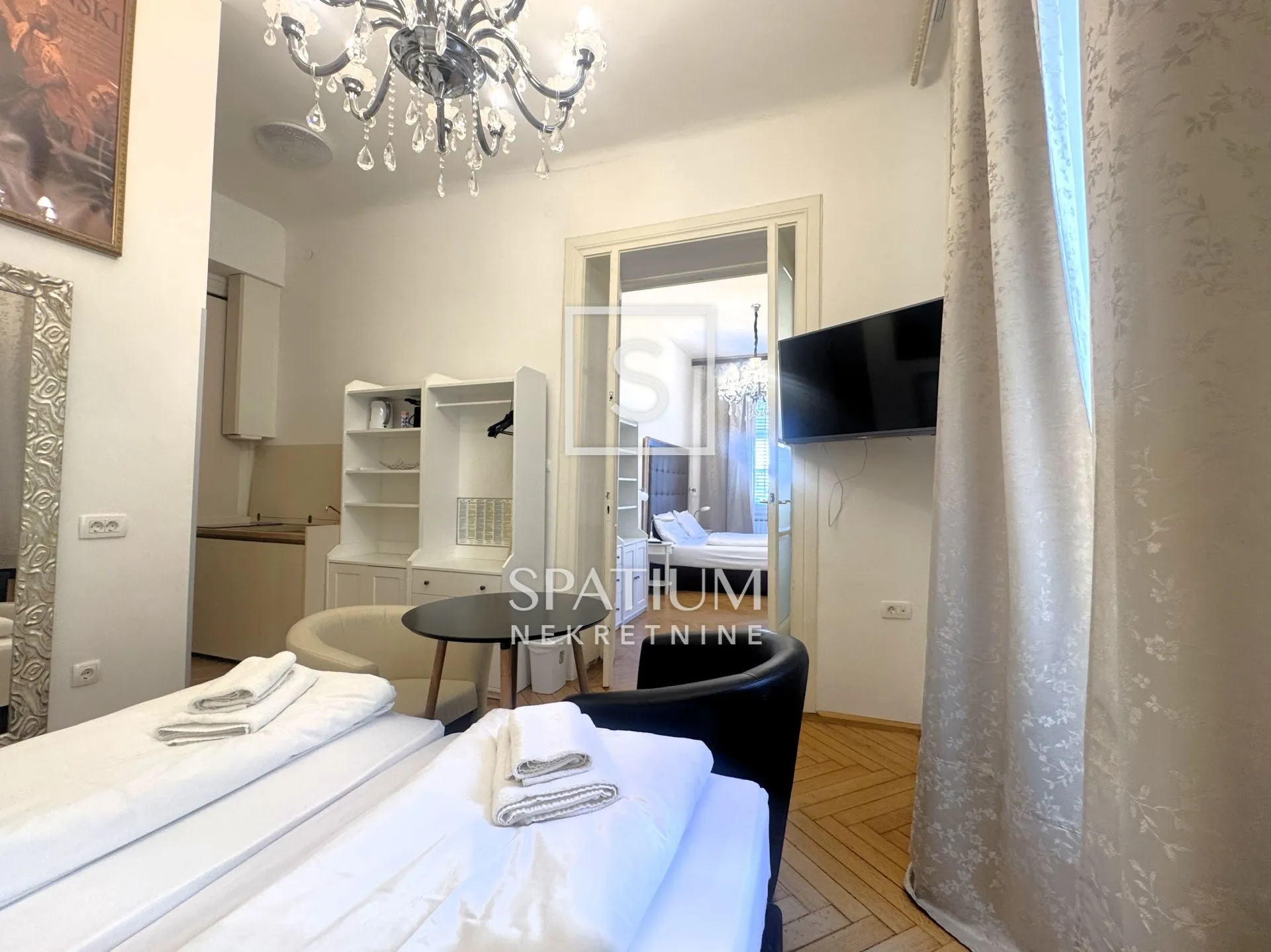 centar, stan s dvije stambene jedinice - slika 10