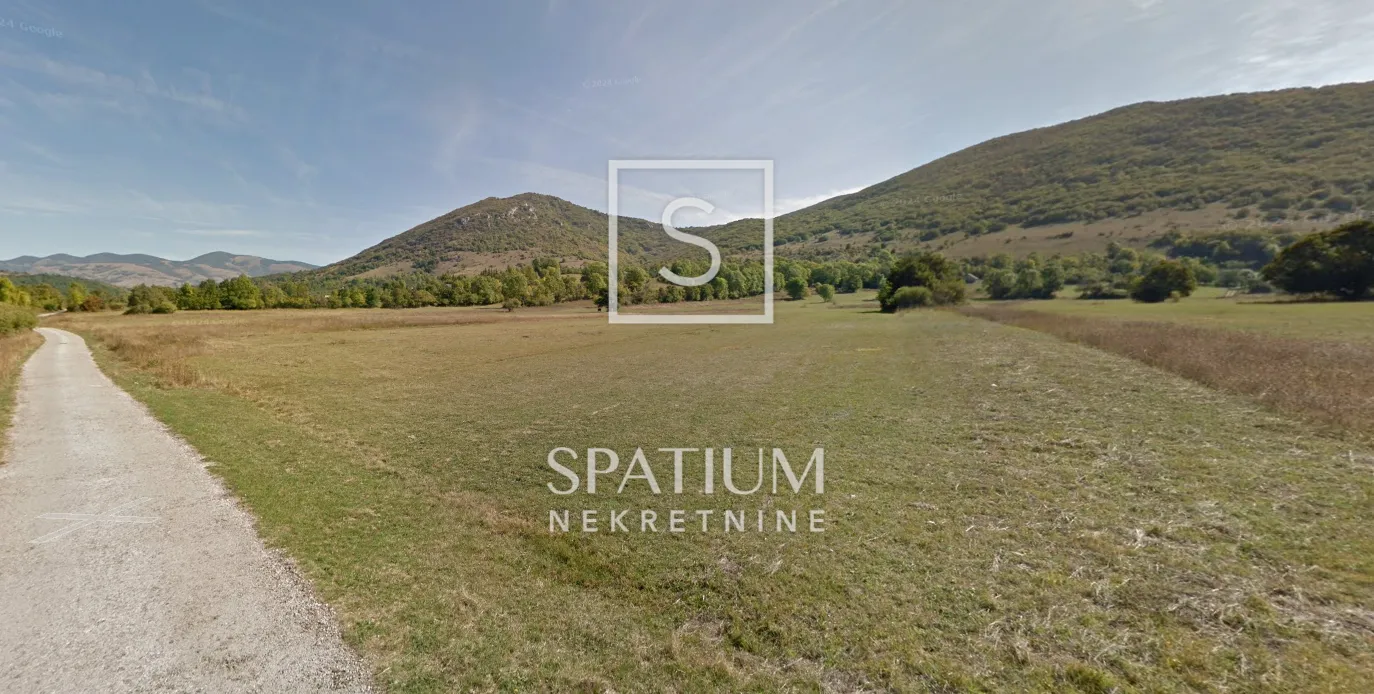 UDBINA, POLJOPRIVREDNO ZEMLJIŠTE 16.700m2 - Mutilić, Udbina