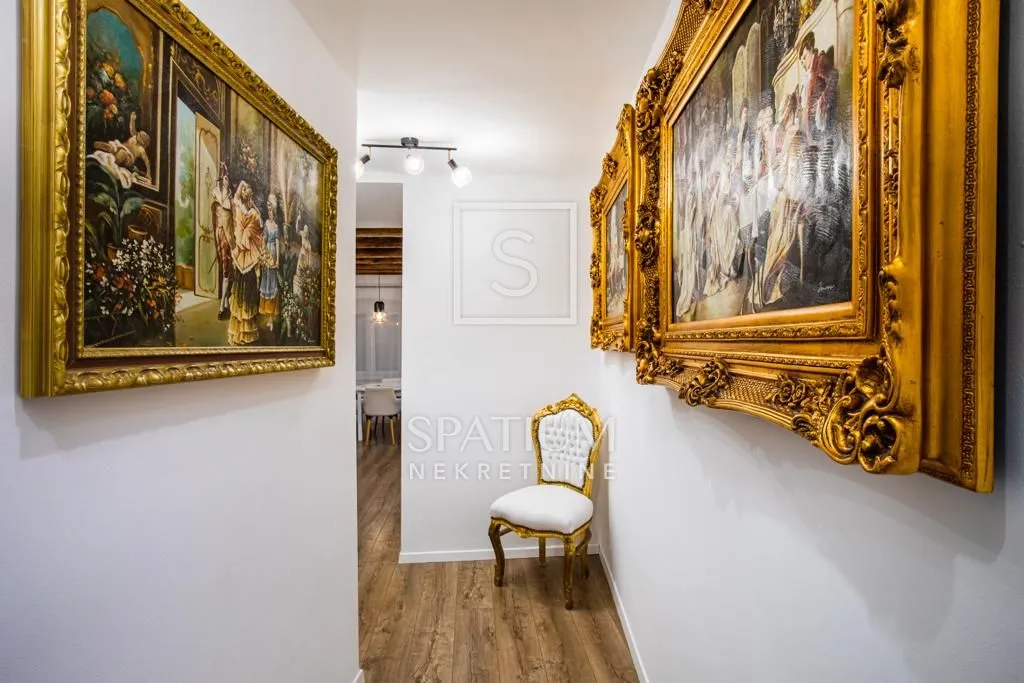 centar, namješten stan u samom centru grada - slika 13