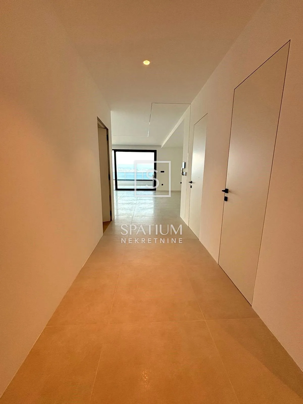 opatija, vrhunski 3s+db u novogradnji 250m od mora - slika 4