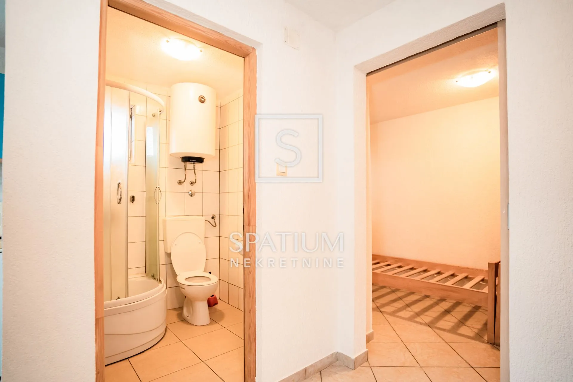 malinska, dvije kuća s apartmanima - slika 9