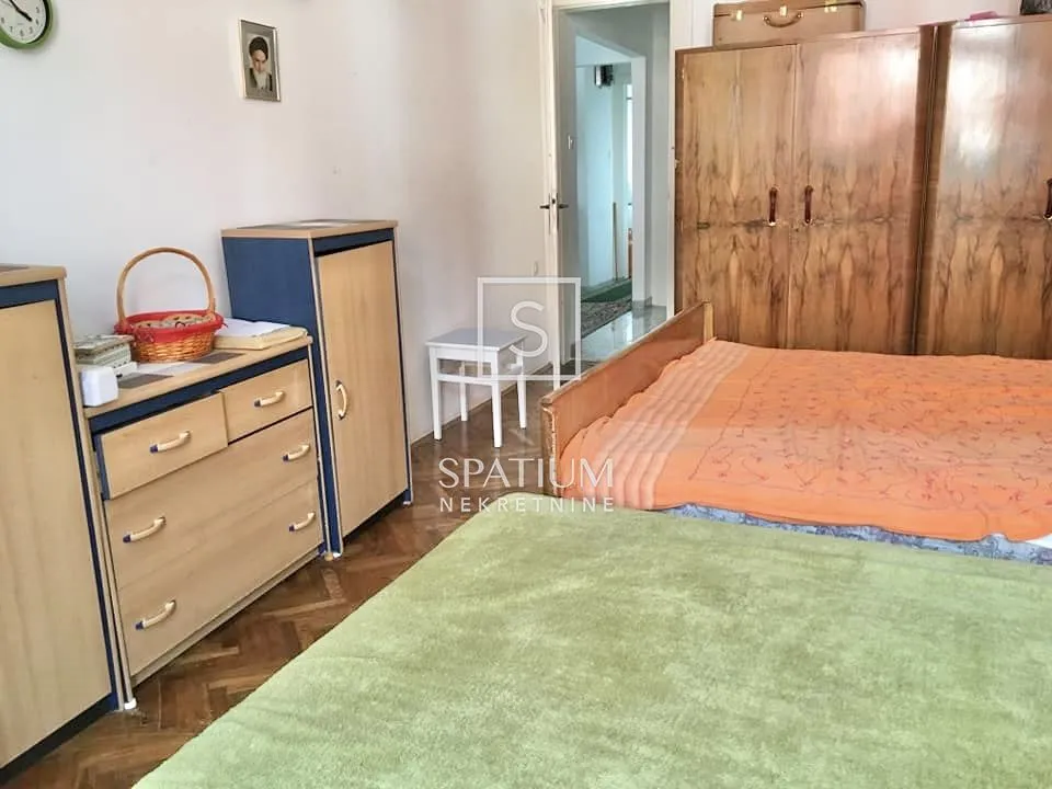 crikvenica centar, tri stana - slika 13