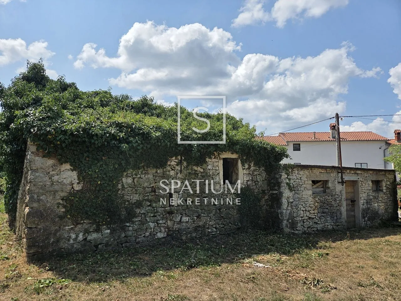 labin, okolica, dvije zgrade za renovaciju - slika 3