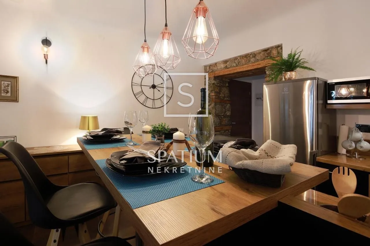 rijeka, centar, prodaja uhodanog poslovanja, 3 apartmana - slika 24