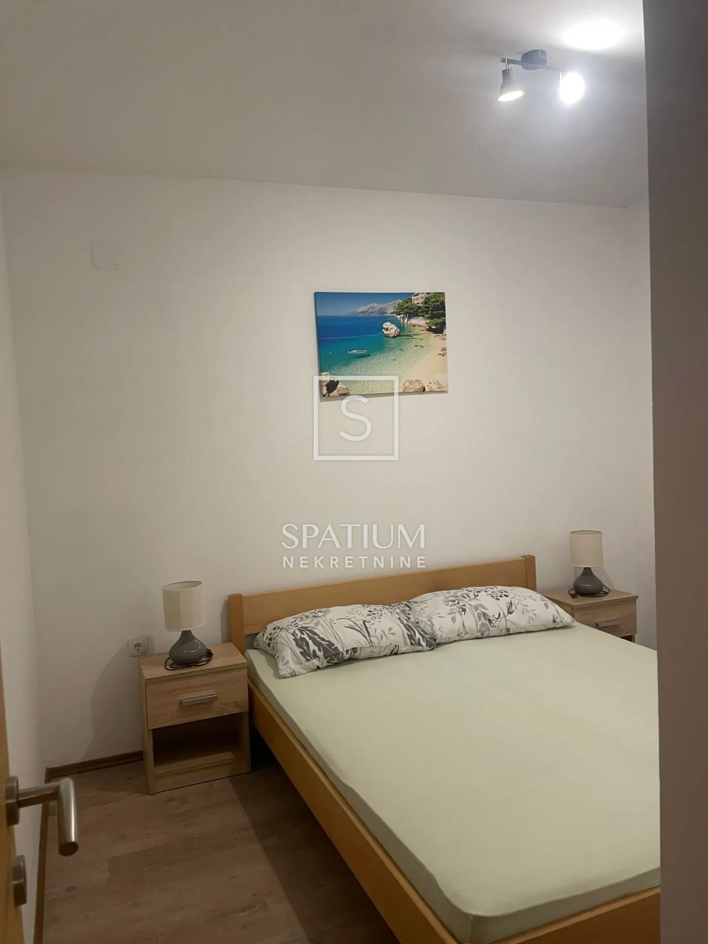 lukovo, kuća sa 4 apartmana i bazenom - slika 6
