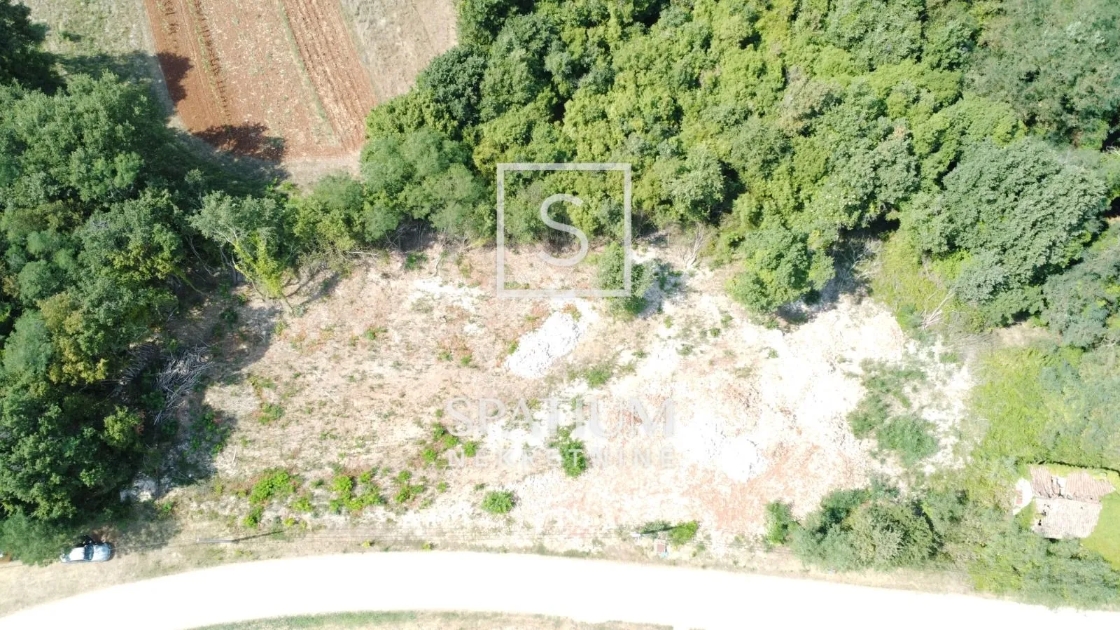 tinjan, građevinsko zemljište 1225 m² - slika 3