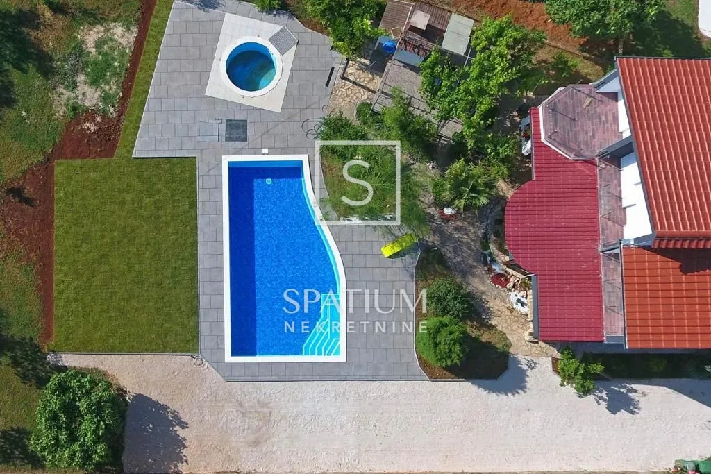 zadar, sukošan, kuća s velikom okućnicom - slika 19