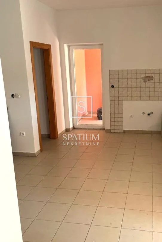 novigrad, etaža s poslovnim prostorom i apartmanom - slika 6