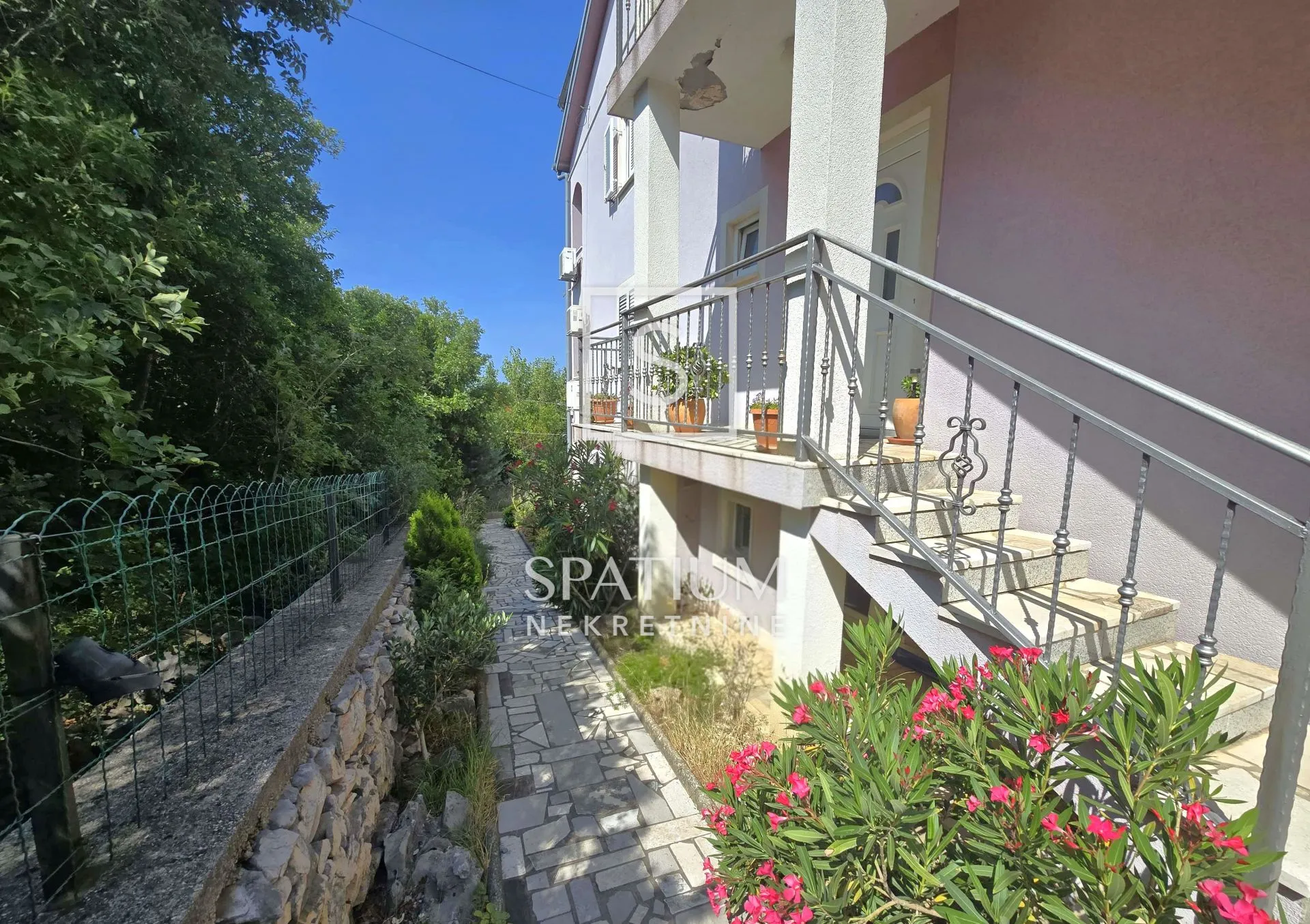 kraljevica, stan s okućnicom, samo u našoj ponudi - slika 8