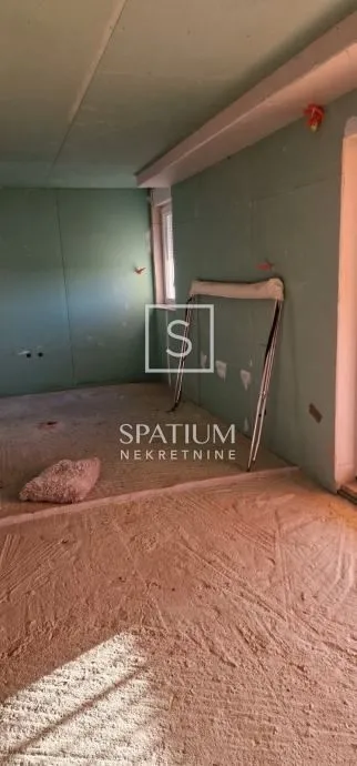 istra, fažana, dvoetažni stan s pogledom na brijune - slika 8