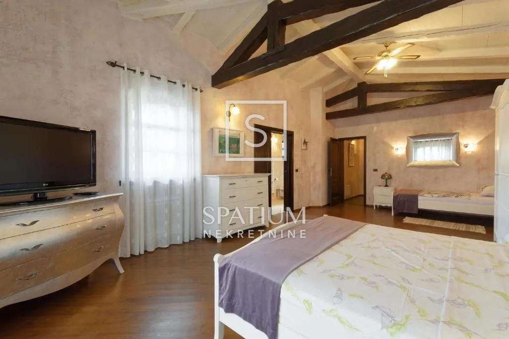 poreč, rustikalna vila s bazenom - slika 15