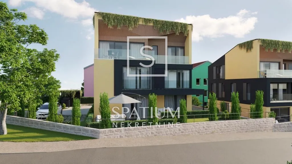 GRAD KRK, EKSKLUZIVAN APARTMAN, 500m OD MORA