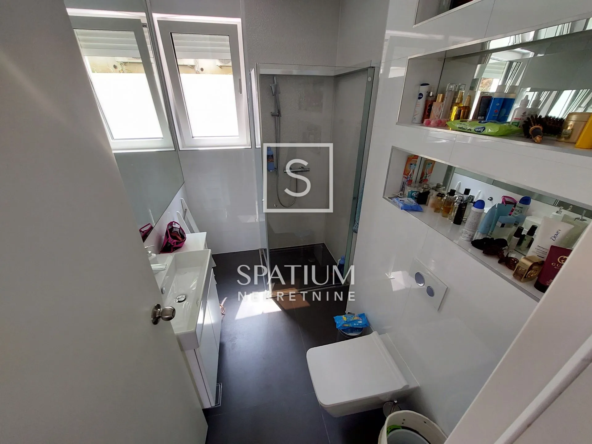 opatija, apartman s bazenom - slika 10