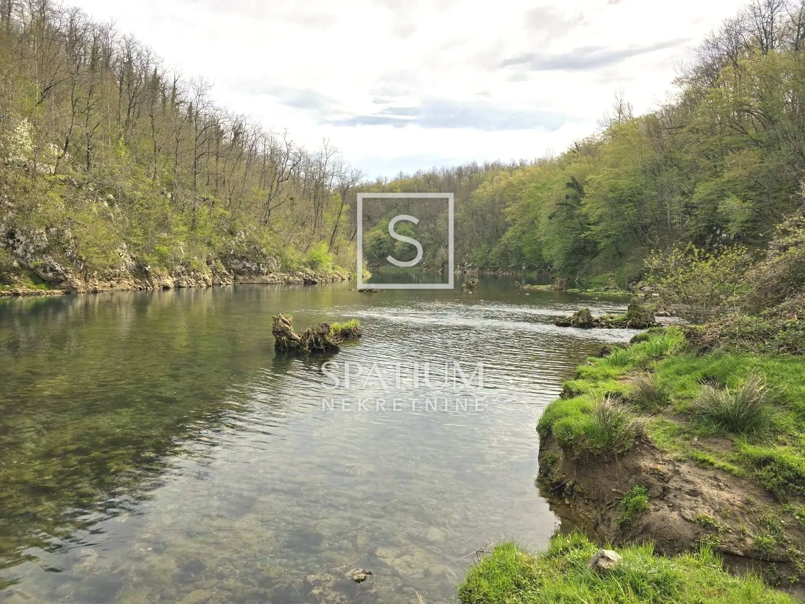 ogulin - okolica, građevinski teren s tri objekta - slika 3