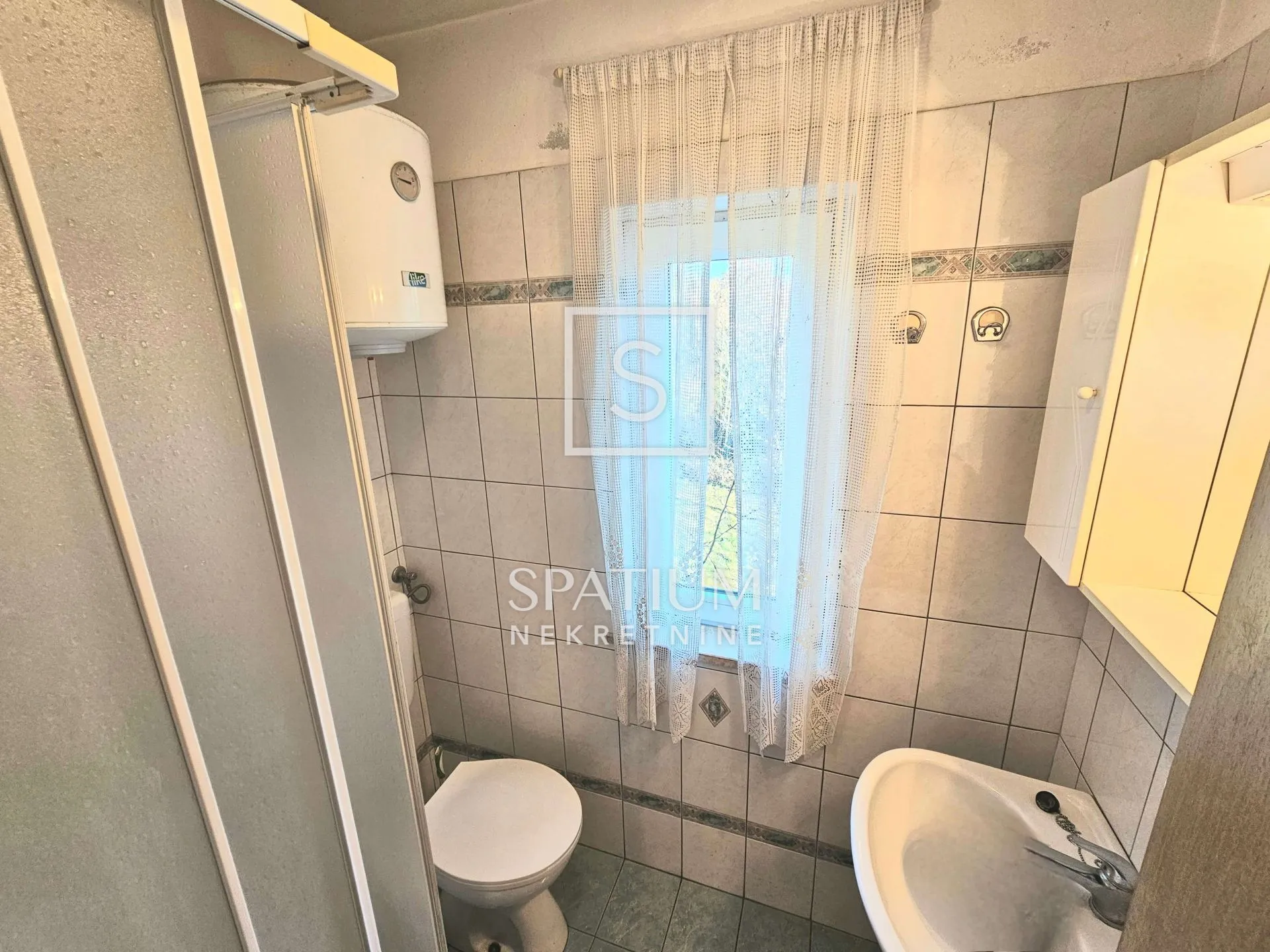 labin, samostojeća kuća - slika 23