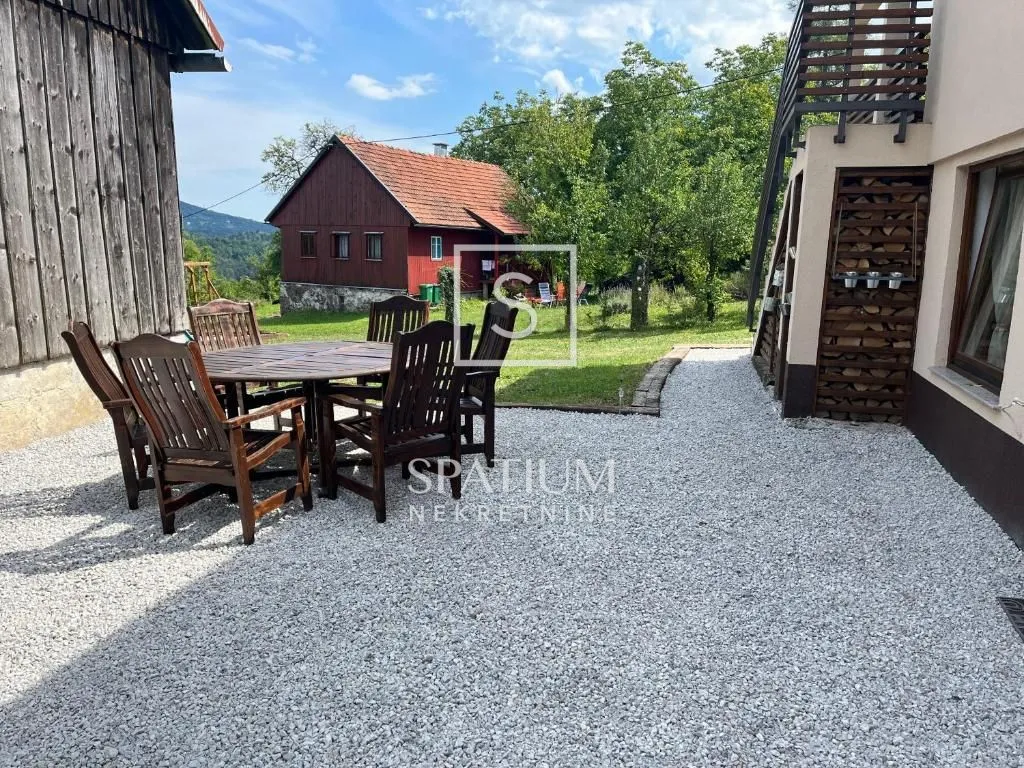 vrbovsko, adaptirana kuća za odmor s okućnicom 7500 m2 - slika 18