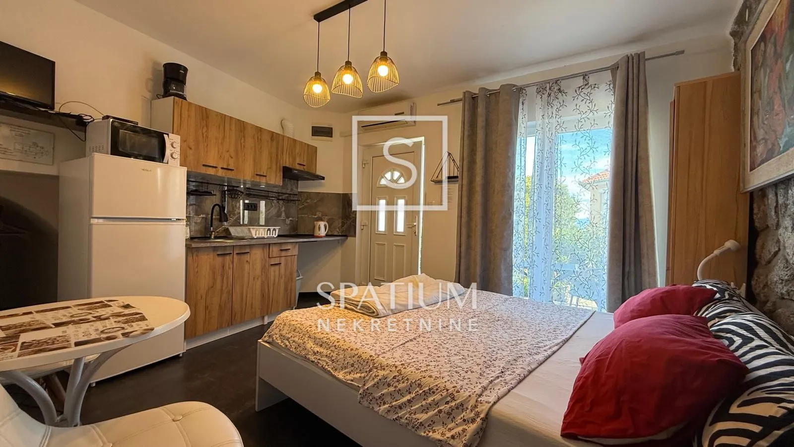 oprić, apartmanska kuća - slika 3