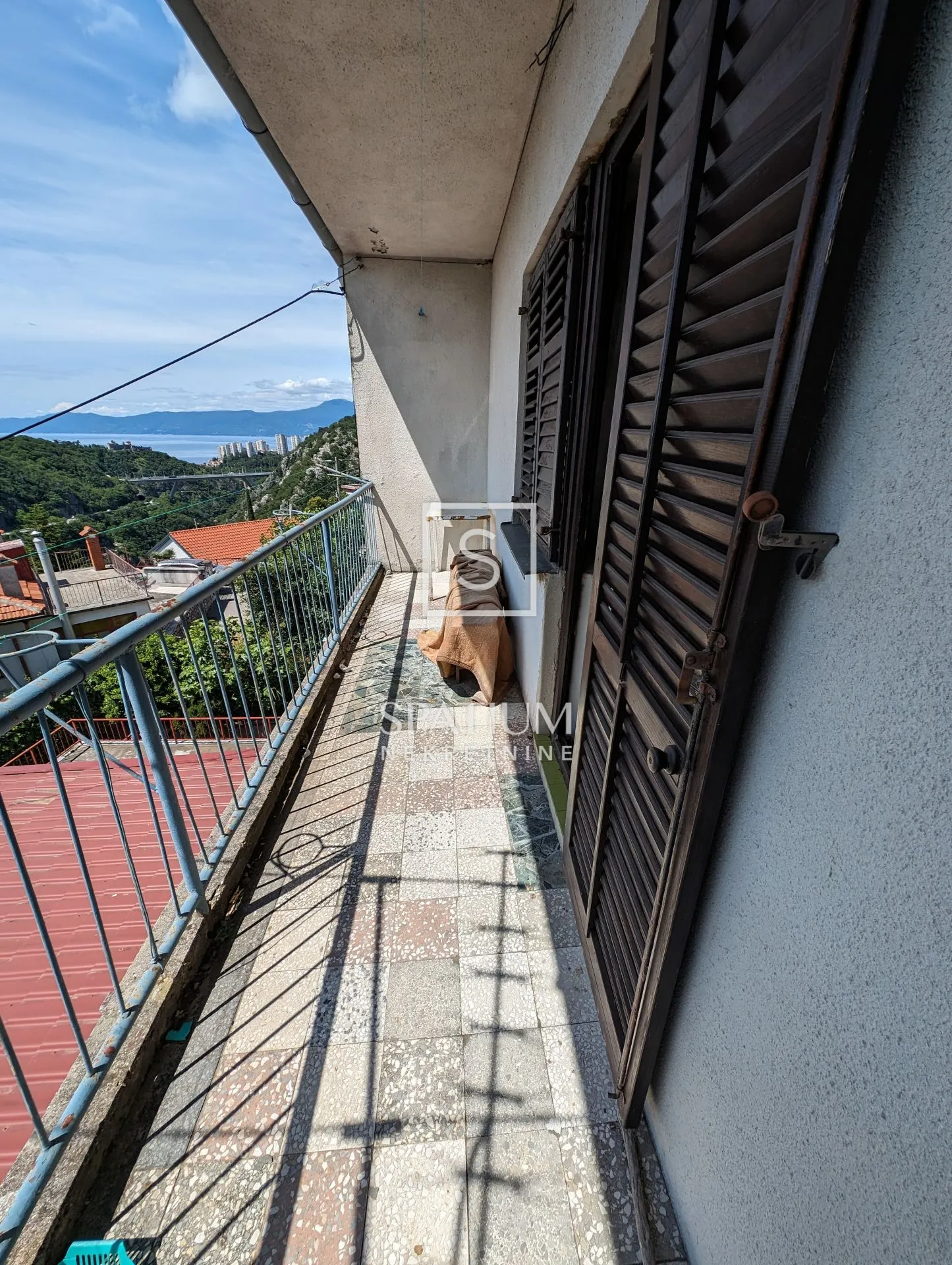 orehovica, stan s okućnicom i garažom, za najam radnicima - slika 9