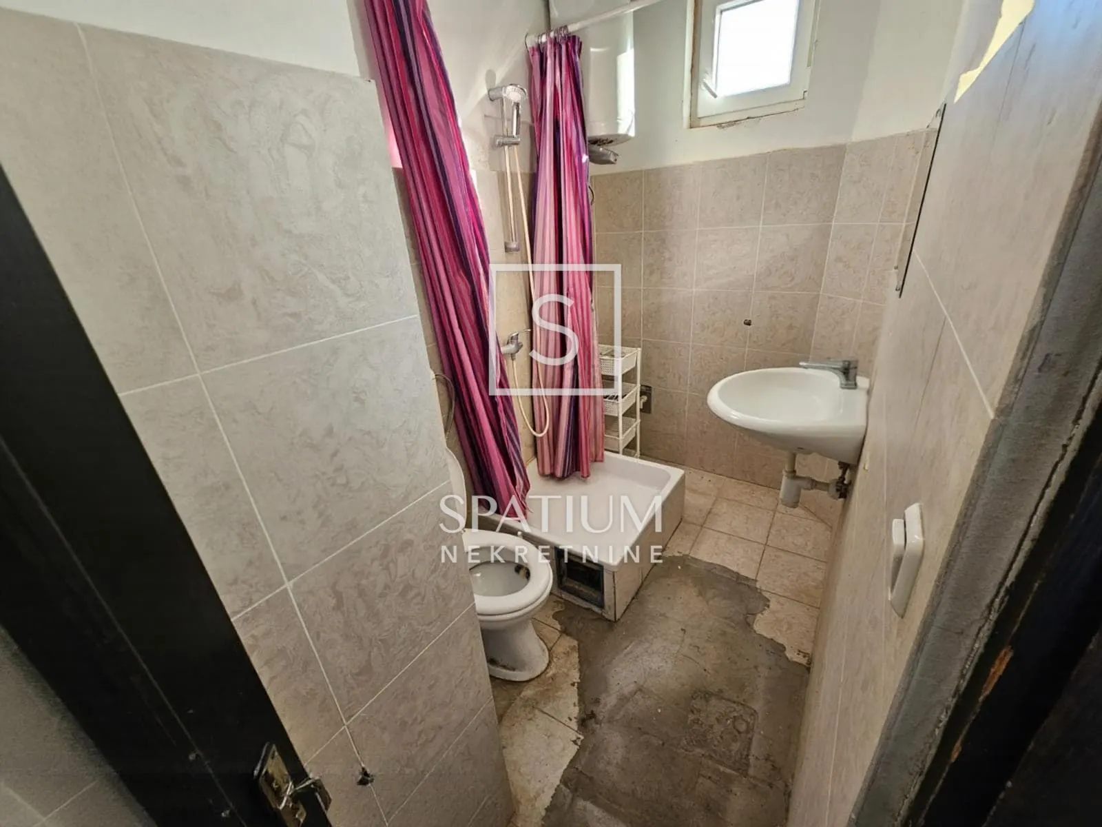 omišalj, otok krk, poslovni prostor u samom centru - slika 3