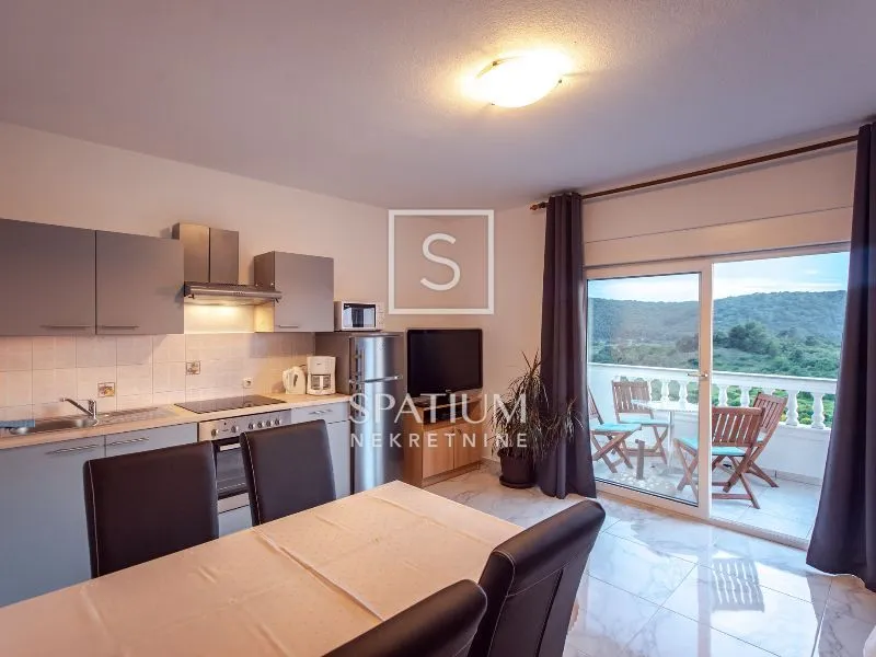 Otok Rab, Kampor, Etaža Kuće S Dva Apartmana - Kampor, Rab