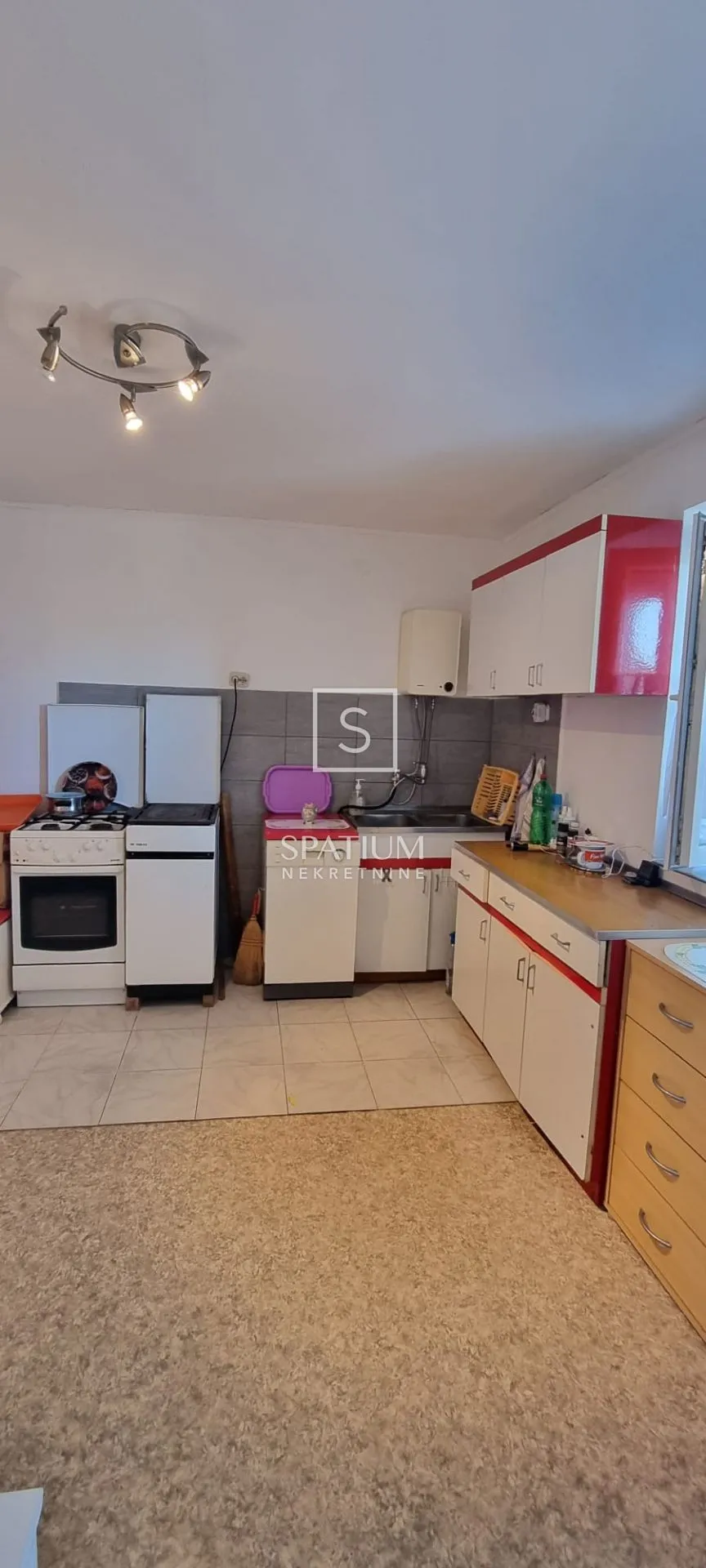 novi vinodolski, dvojna kuća sa četiri apartmana - slika 3