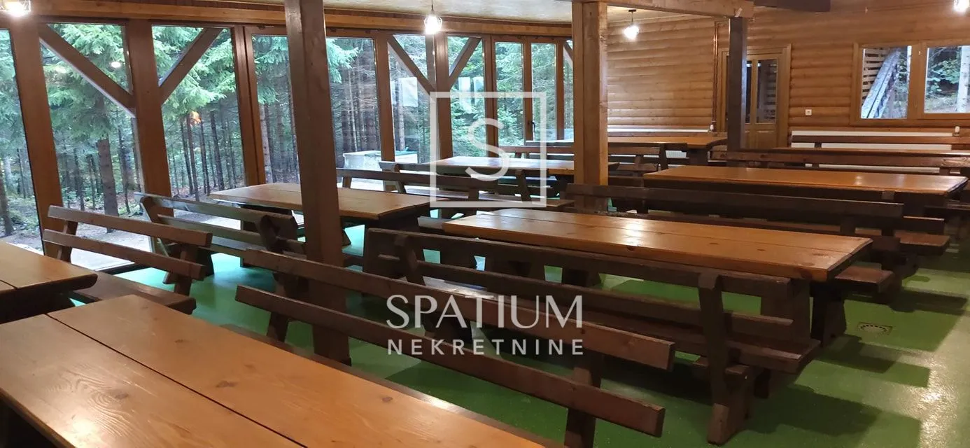 Ravna Gora, Planinarska Kuća Na Velikom Imanju