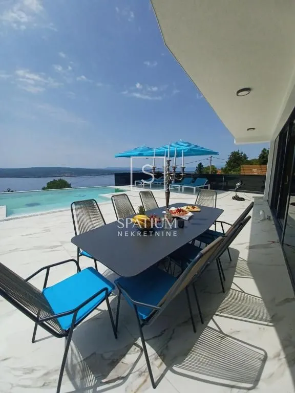crikvenica, luksuzna vila s panoramskim pogledom - slika 25