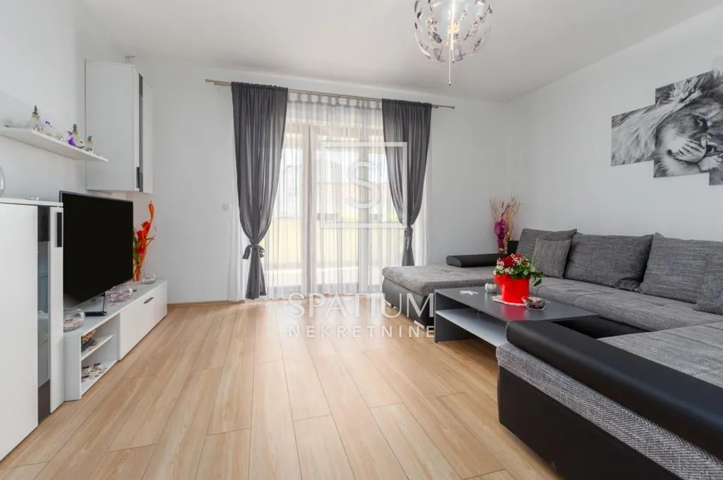 poreč, kuća s pet apartmana - slika 4