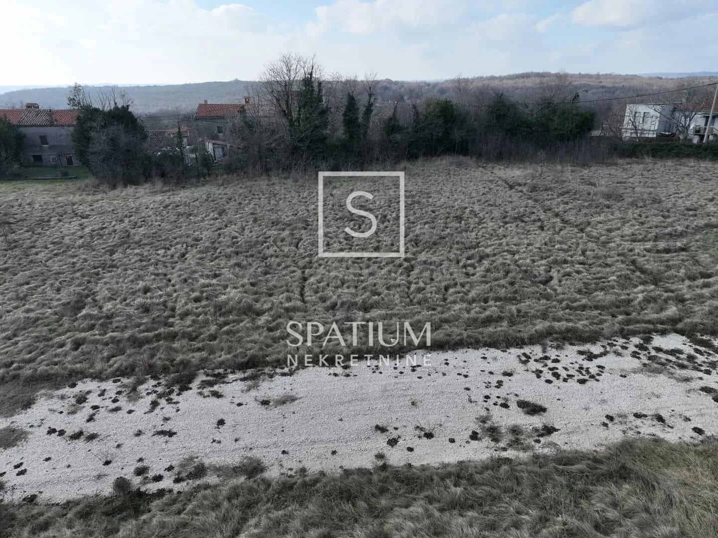 labin, okolica, pravokutno građevinsko zemljište - slika 7