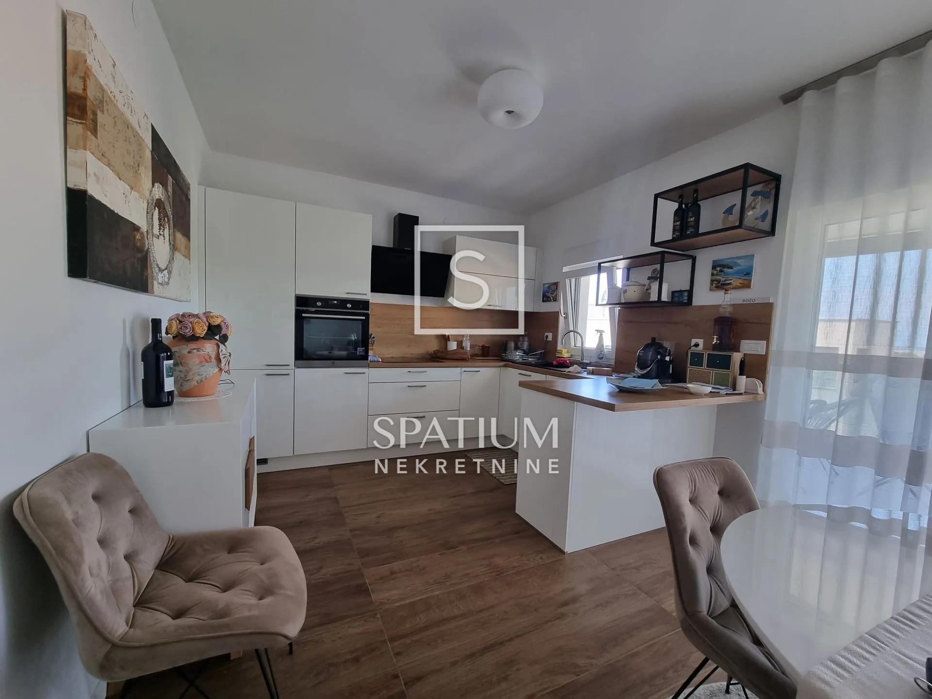 crikvenica, novogradnja, penthouse i stan s garažom - slika 2