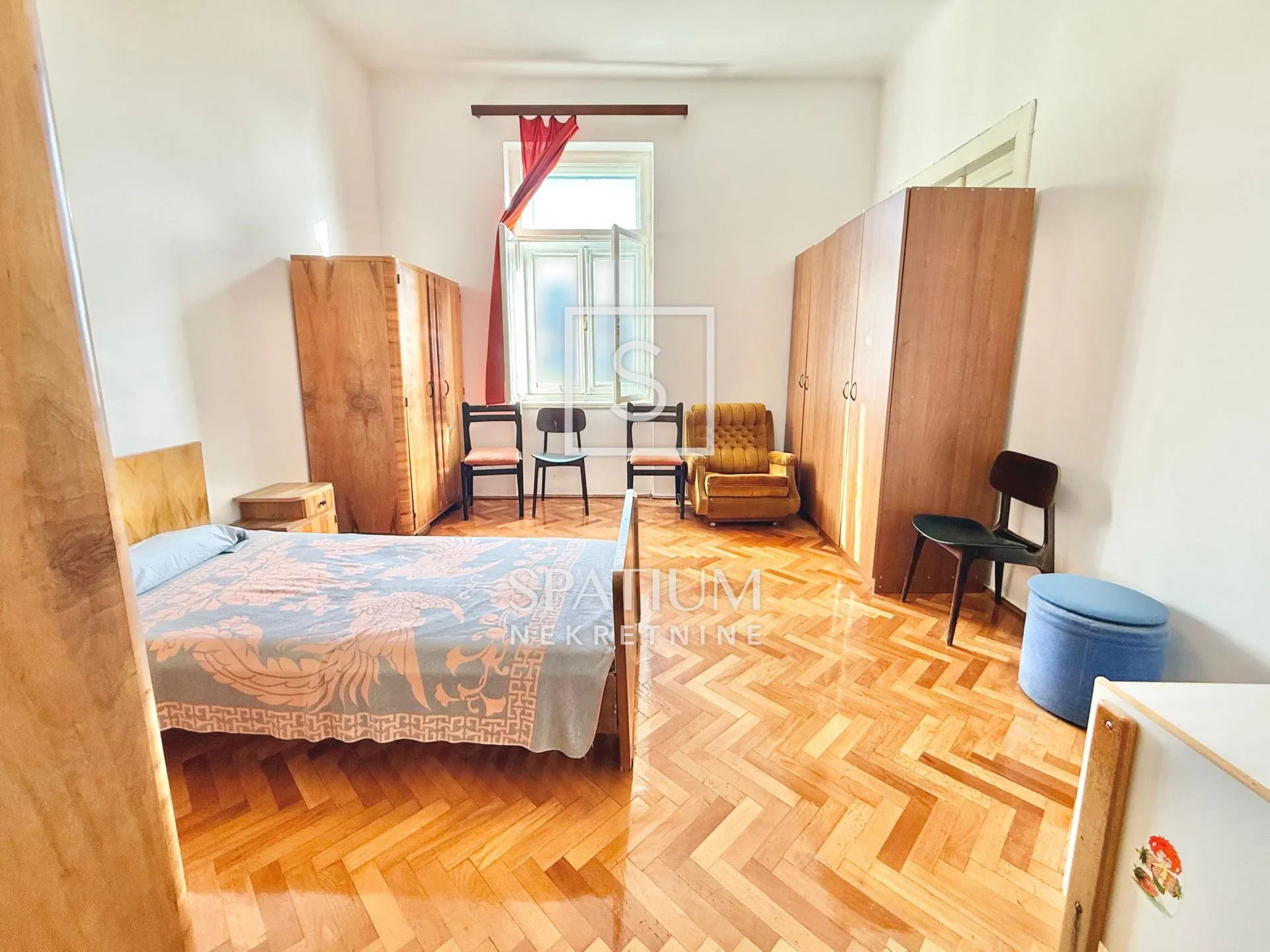 rijeka, centar, veliki stan u održavanoj zgradi - slika 10