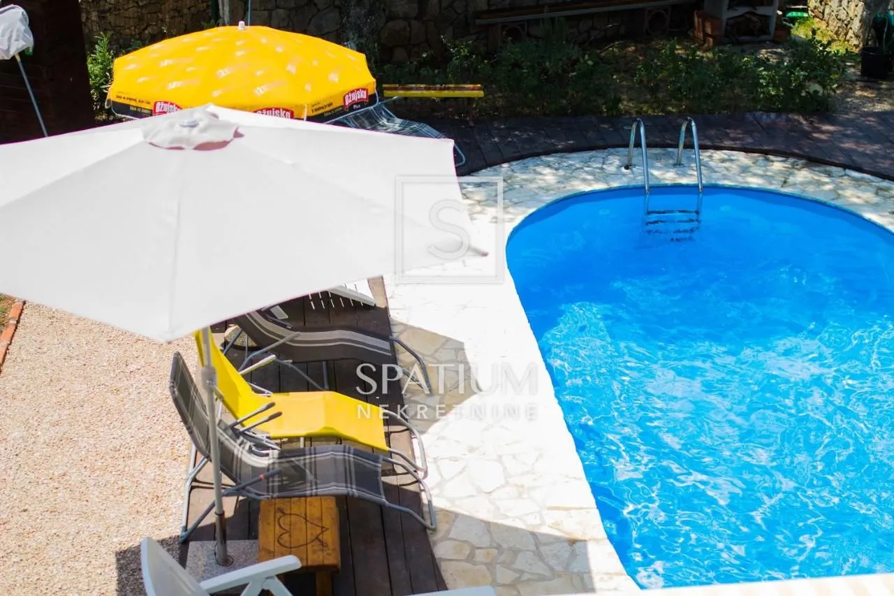 žgaljići, krk, kuća s bazenom i pogledom na more - slika 19