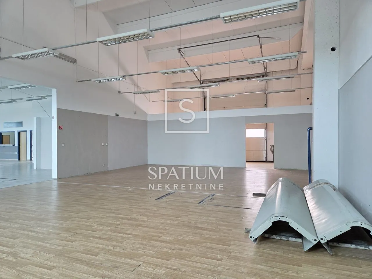 labin, poslovna zgrada za najam, 500 m2 u centru grada - slika 5