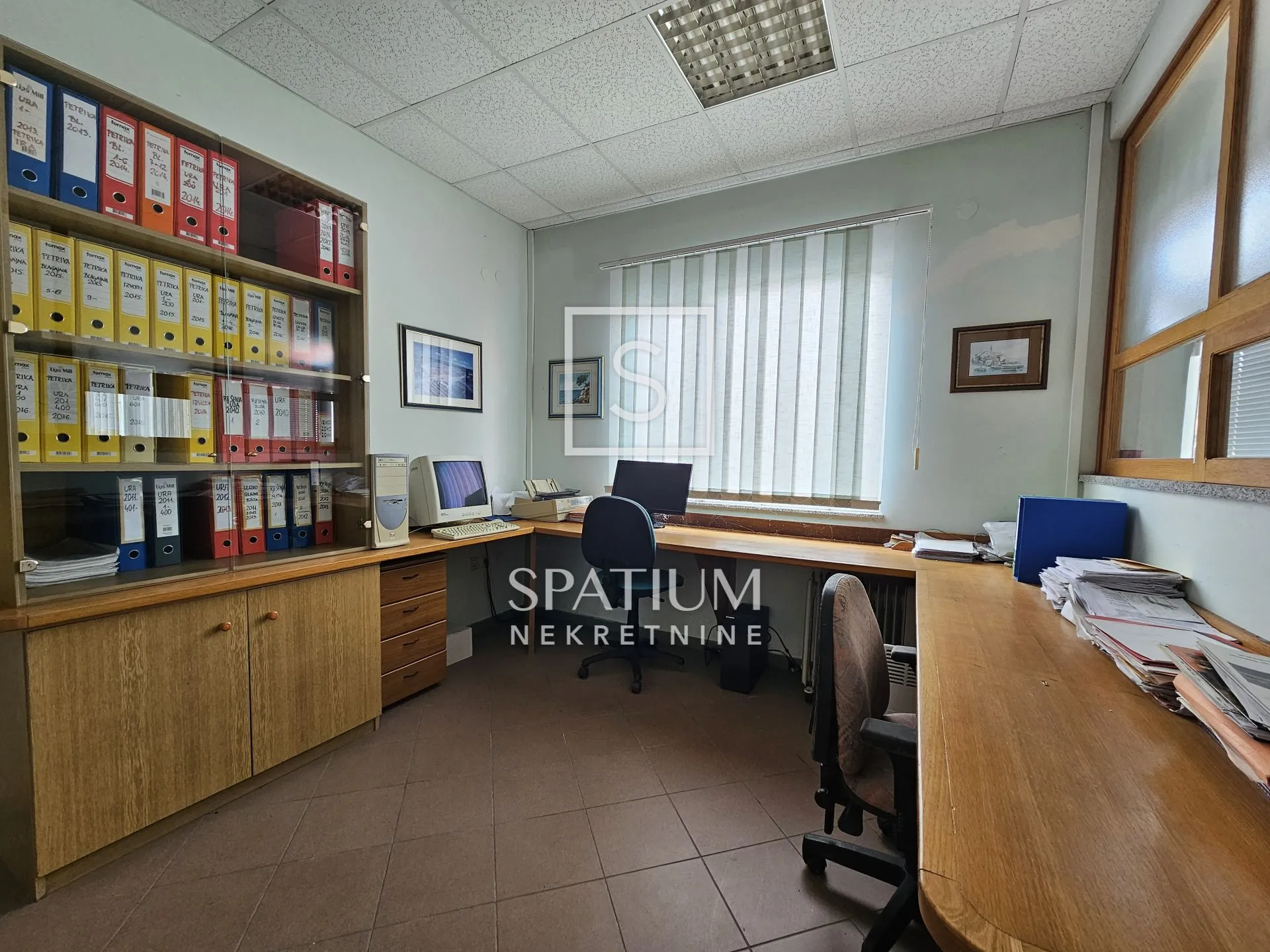 kastav, poslovni prostor s halom i 3000m2 okoliša - slika 3